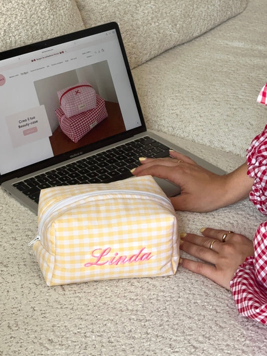Beauty-case con Ricamo Personalizzato