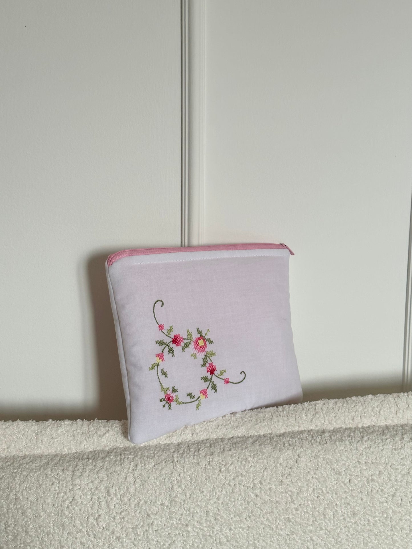 Maria - Flat Pouch